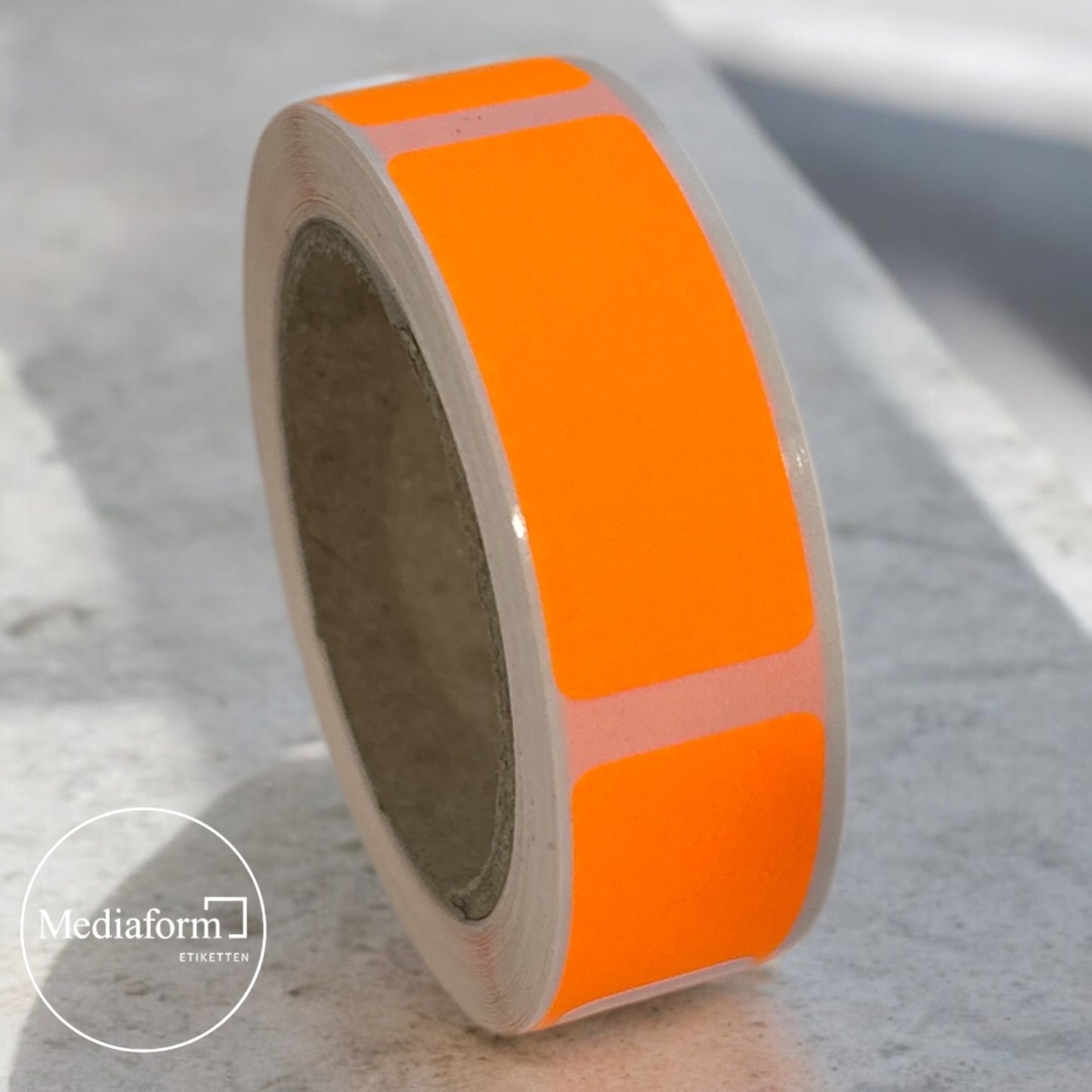 Etikett auf Rolle 15x35mm neon orange