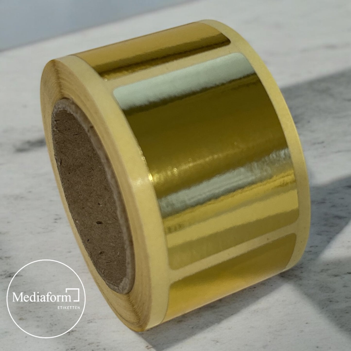 Etiketten auf Rolle 30x40mm gold glänzend