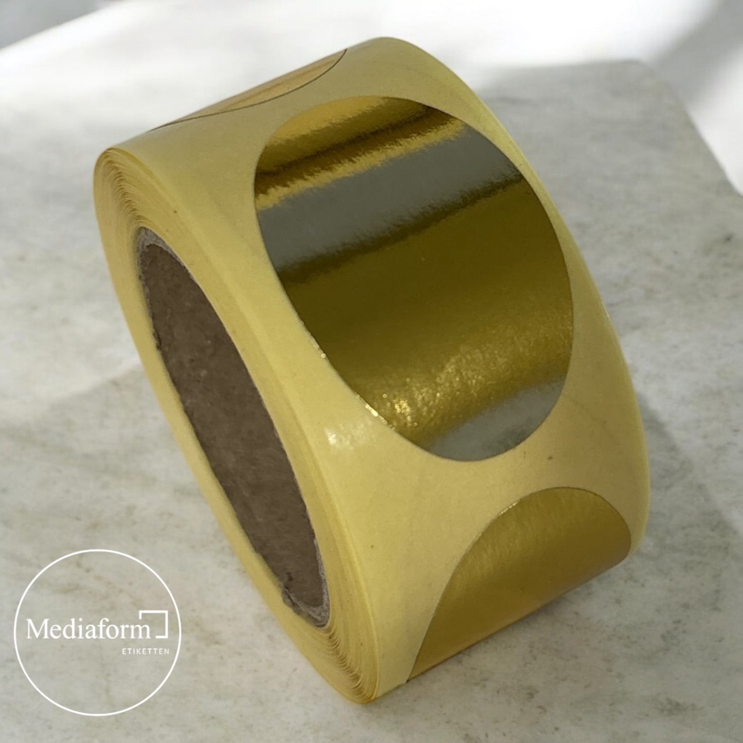 Etiketten auf Rolle 25x40mm gold glänzend oval