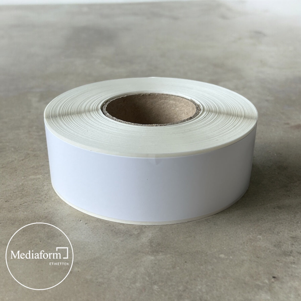 Etikett auf Rolle 28x130mm weiß glänzend