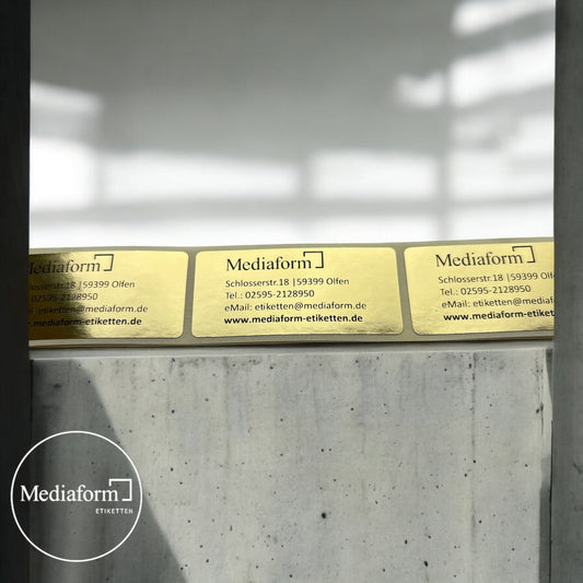 Etiketten auf Rolle 25x53mm gold glänzend